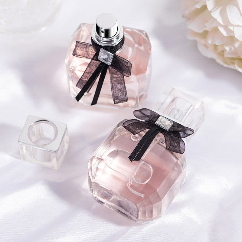 Paris perfume 4