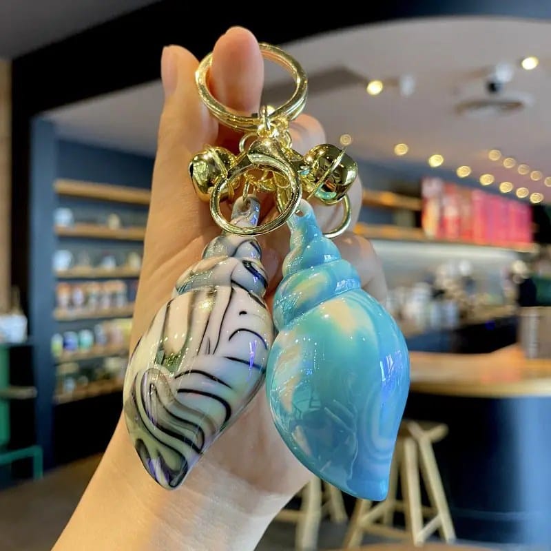 Trendy Electroplated Colorful Acrylic Conch Keychain Pendant Exquisite Cute Color-Plated Girls’ Bag Car Pendant.