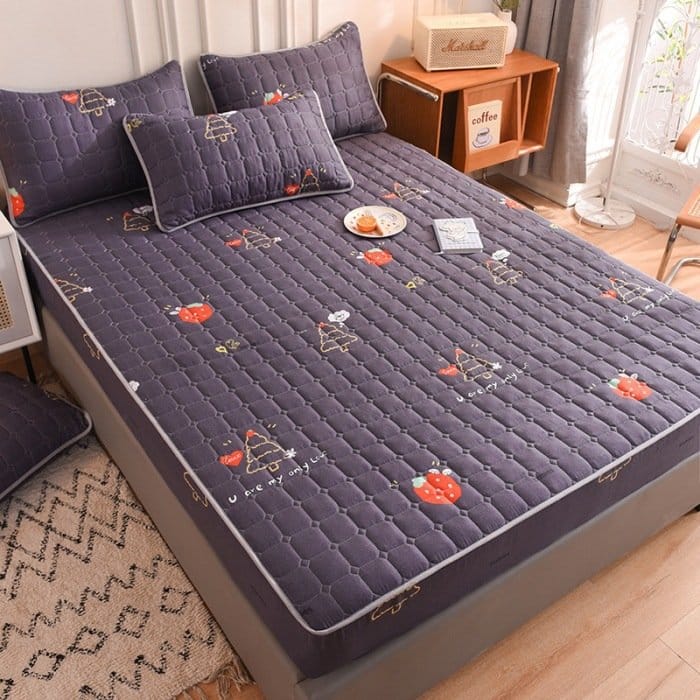 Waterproof bed sheet with 3 pillow cases
6by6
