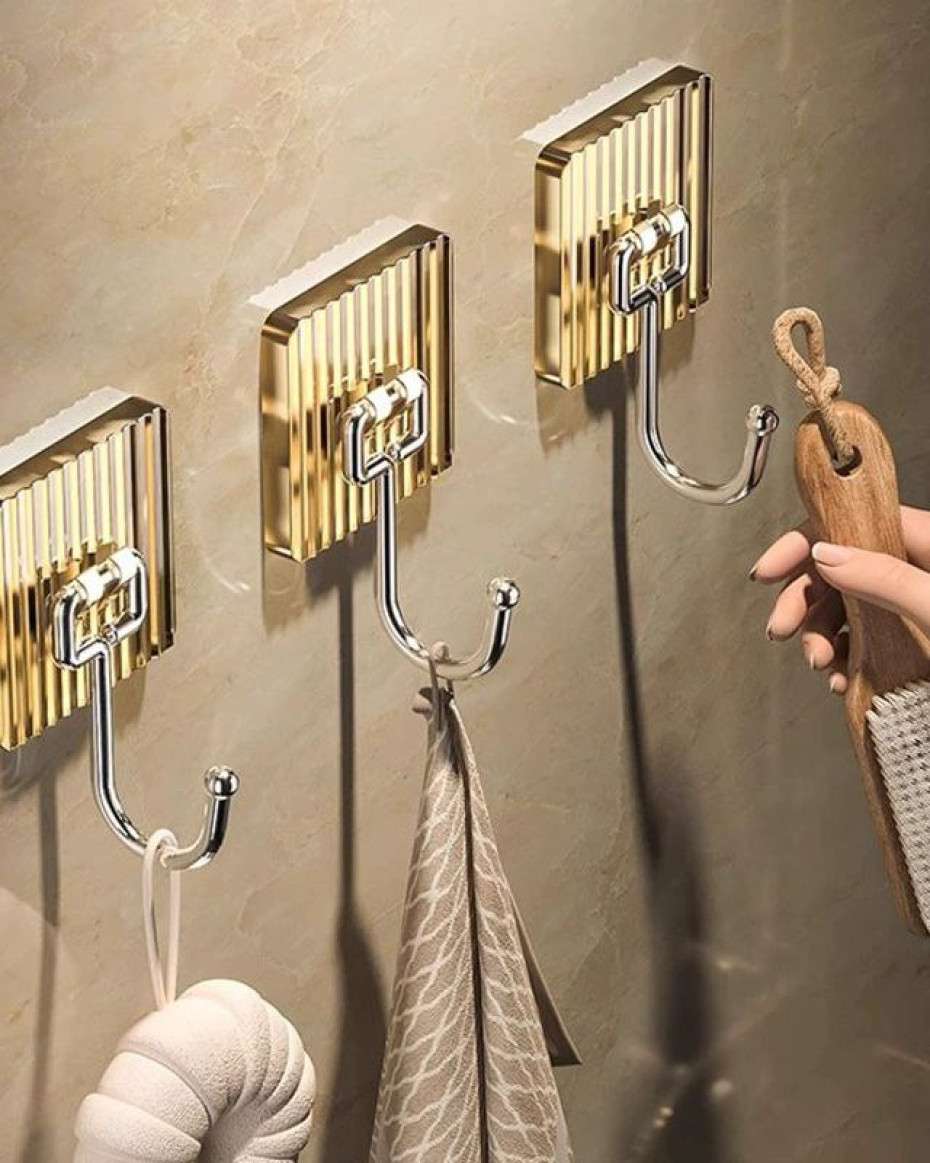 271afbdcda011d9a6c673e7011c6d9ae91dc2b08.jpeg Acrylic Wall Hook 5pcs - Image 1